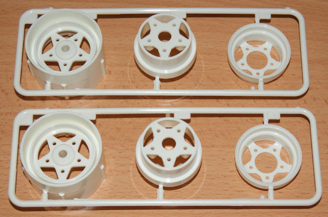 Tamiya Sand Scorcher/Frog/Grasshopper/Hornet, 0555067/10555067 Rear Wheels. NEW