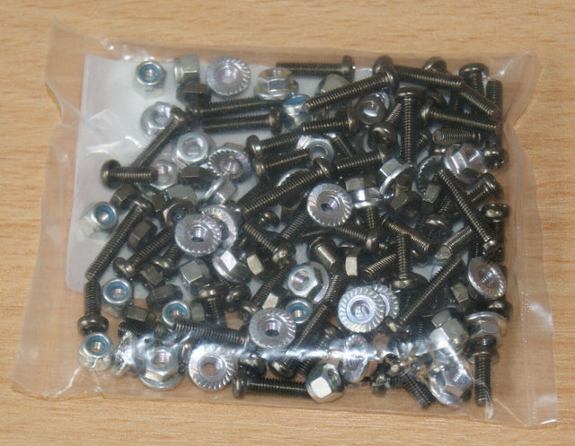 Tamiya 56307 Mercedes-Benz 1850L, 9465540/19465540 Screw Bag BA, NIP