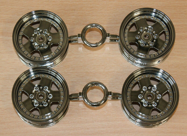 Tamiya 58397 Toyota Hilux High Lift, 9335484/19335484 Wheel Bag (4 Pcs.), NEW