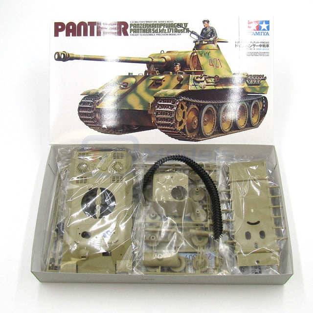 Tamiya 35065 1/35 Military Miniatures Series: Panzerkampfwagen V Panther (SD.kfz.171 Ausf.A