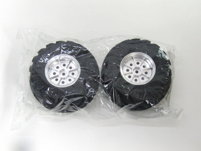 Tamiya 58242 Wild Willy 2/Mad Bull, 9805619/19805619 Rear Tire & Wheel (2 Pcs.)