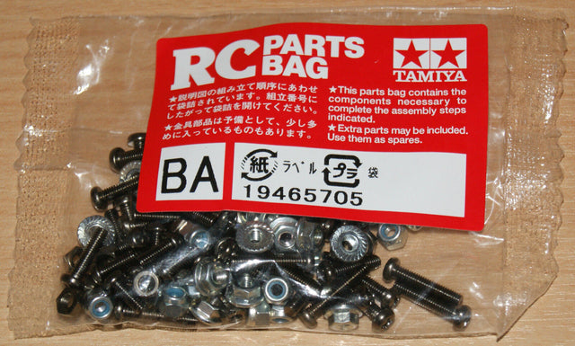 Tamiya 56318 Scania R470/Orange/Metallic/Silver, 9465705/19465705 Screw Bag BA