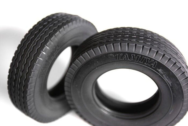 Tamiya 56527 Tractor Truck Tires/Tyres (Hard / 22mm) (2 Pcs.) (Scania/Volvo/MAN)